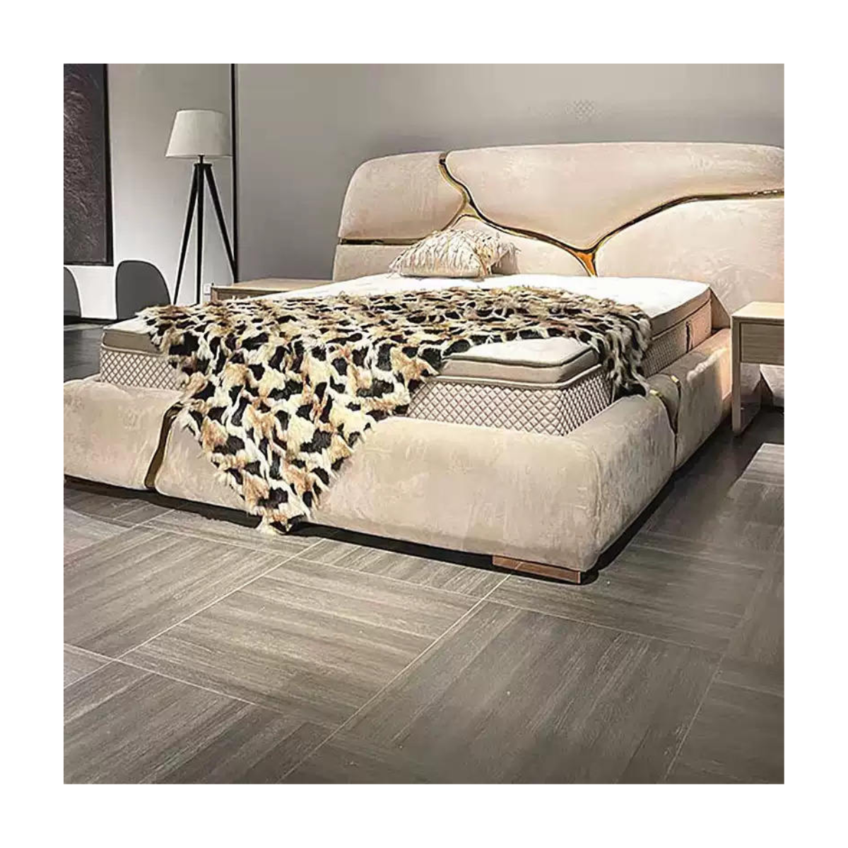 Golden Fault Bed